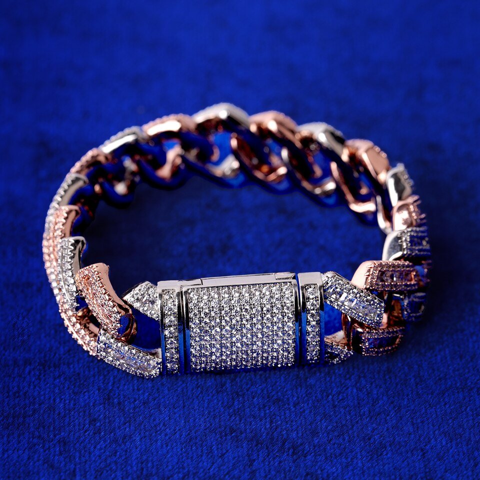 Cuban Link Name Bracelet - 7