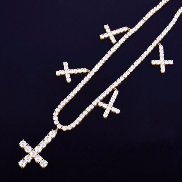 Collier pendentif croix dorée en zircon pour homme - 2