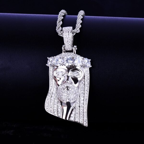 Collier pendentif tête de Jésus - 2