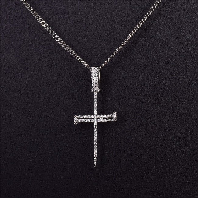 Pendentif Croix Clou - 2