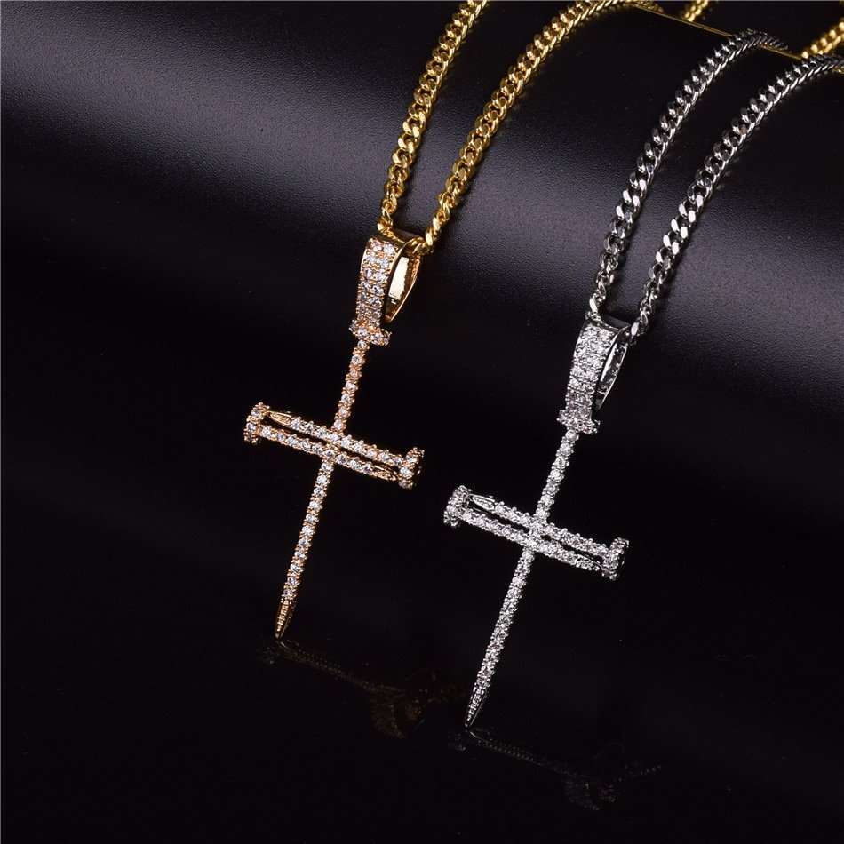 Pendentif Croix Clou