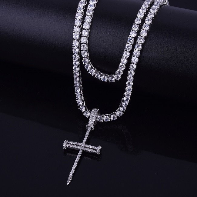 Collier Pendentif Croix Clou - 3