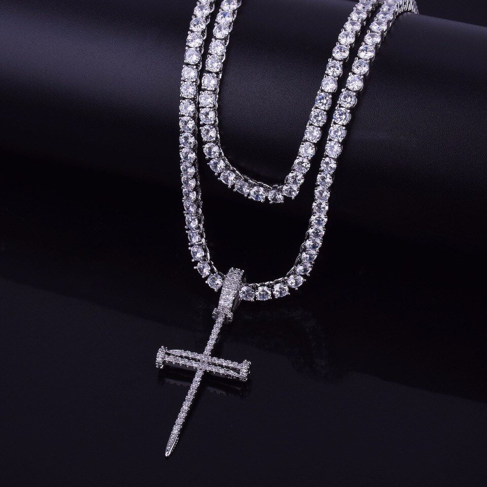 Collier Pendentif Croix Clou - 2