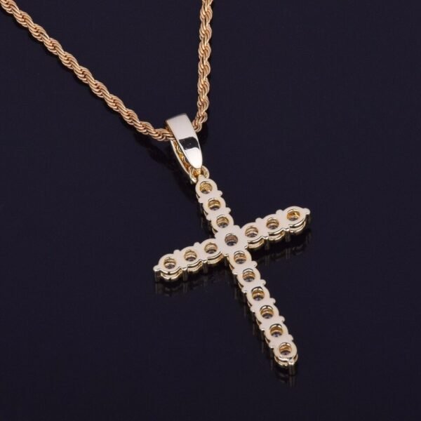 Pendentif Croix Dorée en Zircon Cubique