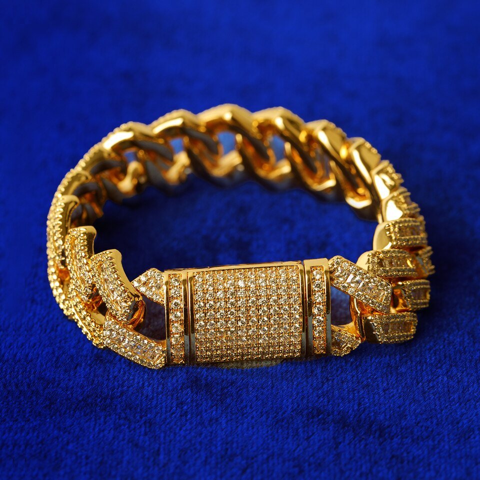 Cuban Link Name Bracelet - 4