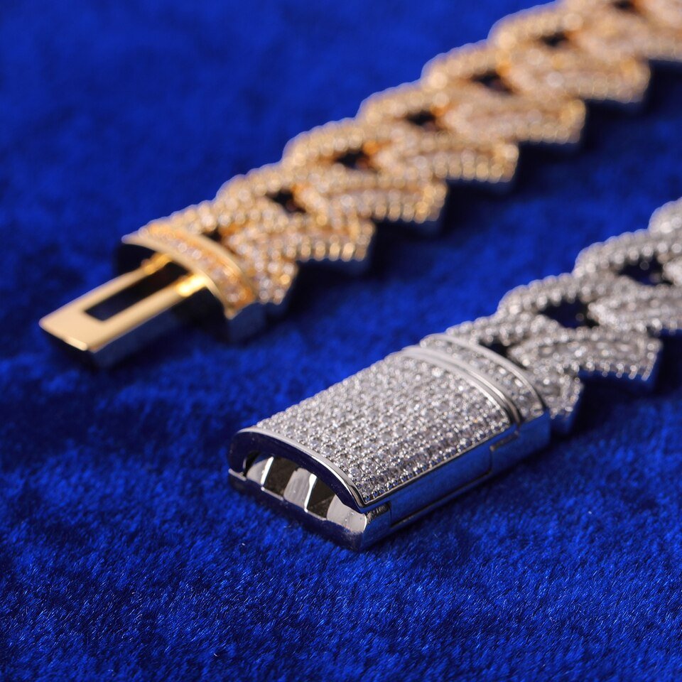 Cuban Link Name Bracelet - 8