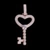 Collier clé pour femmes en doré orné de strass - 5